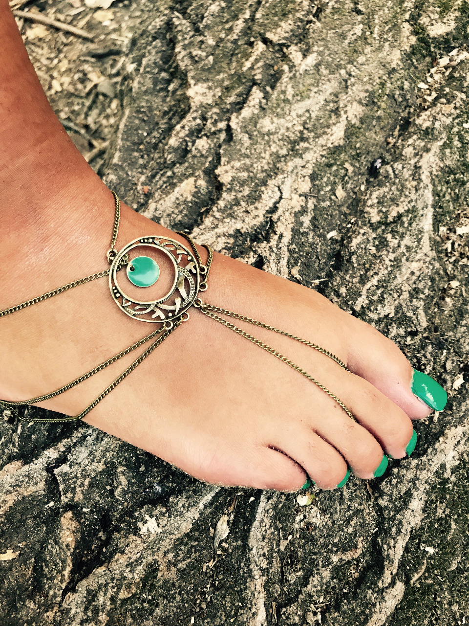 Bijou de pied ethnique en laiton avec pendentif émaillé bleu-Foot jewel