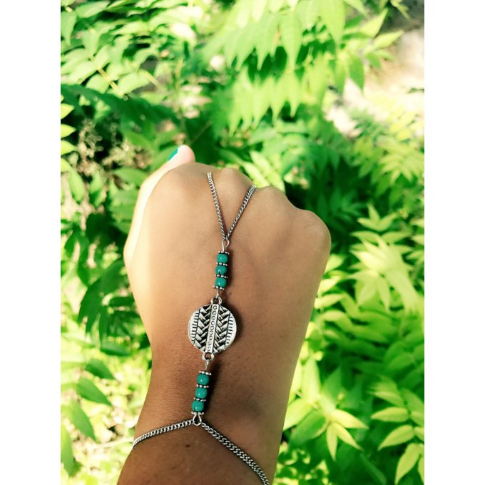 Bijou de main en acier inoxydable et pierres de Jade bleues turquoises-Hand jewel with gemstone
